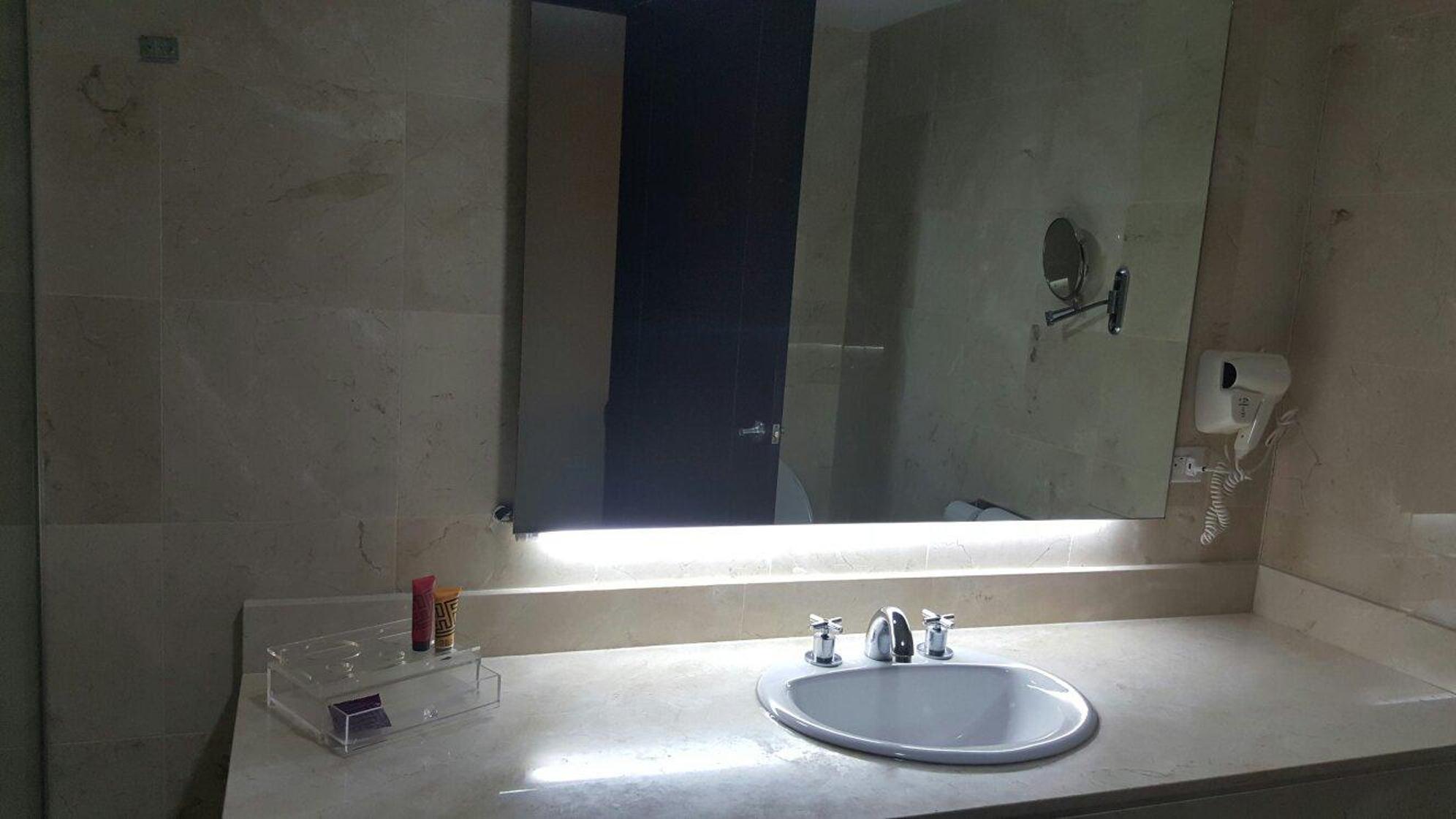 Ambassador 3* Panama City